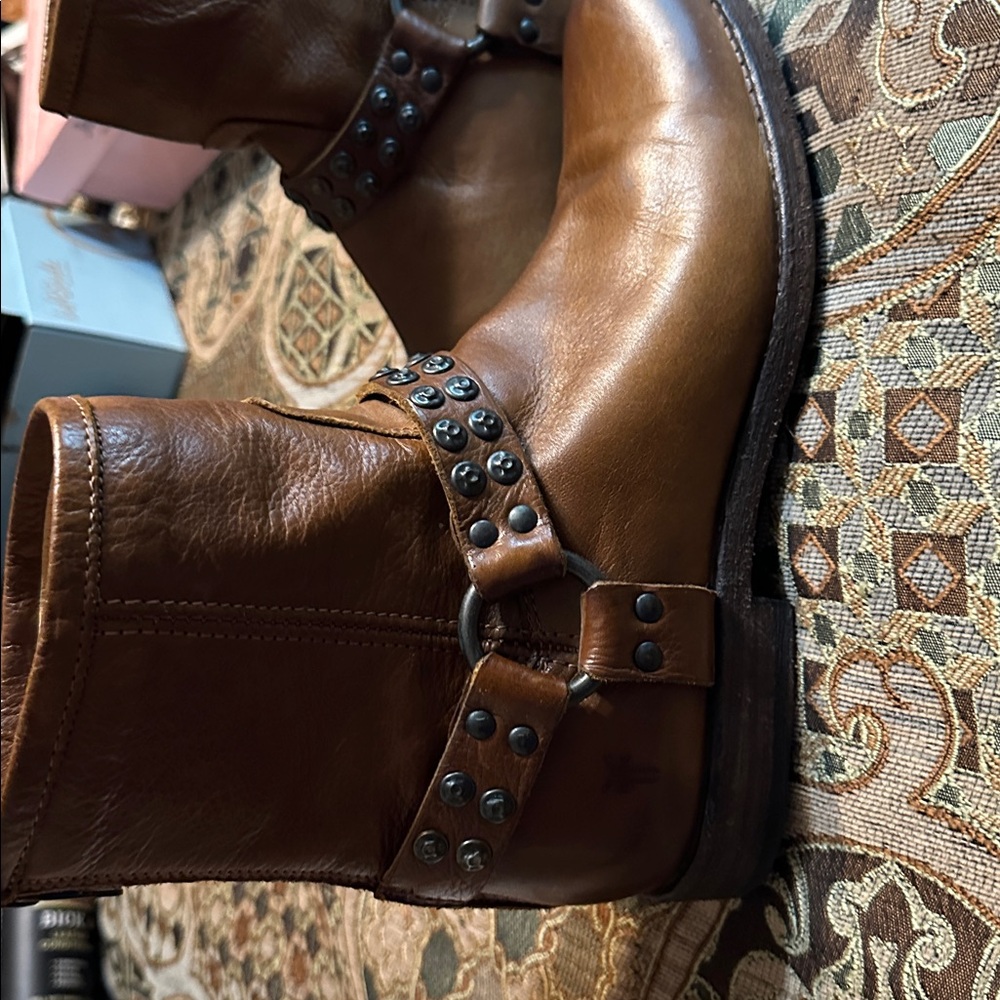 Frye Tan Women’s Leather Studded Boots - Picture 7 of 7